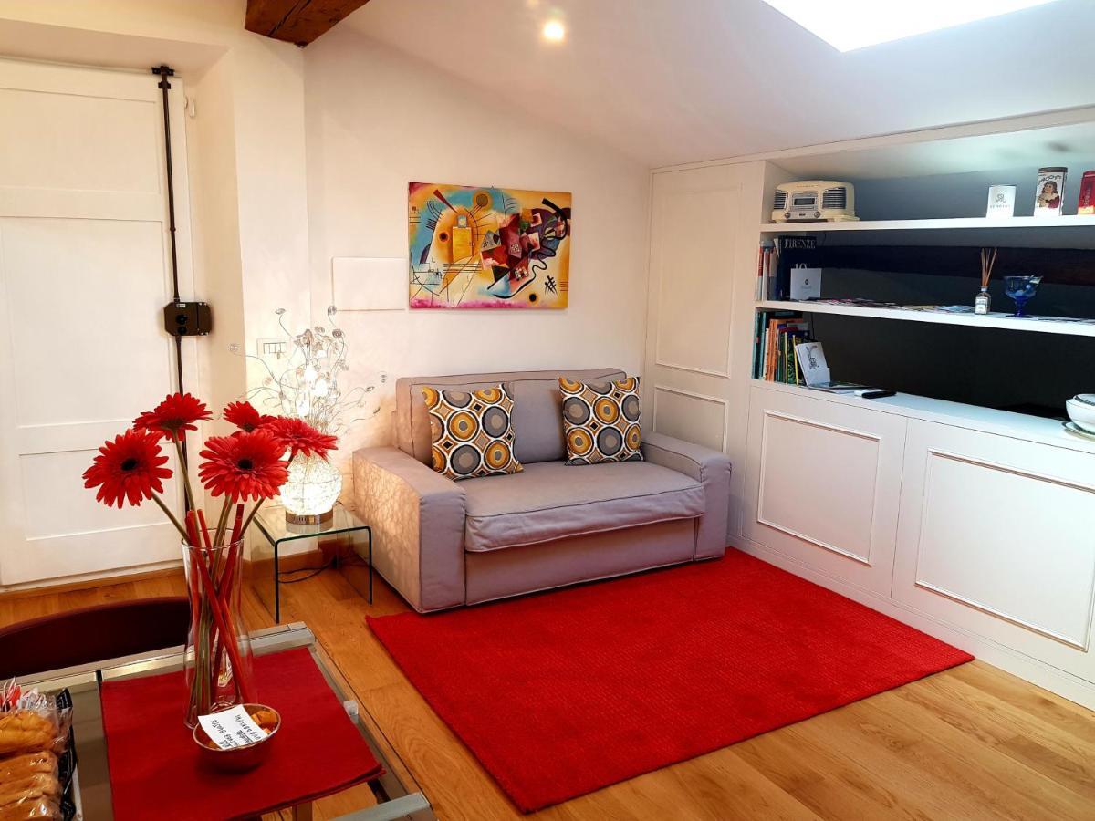 Loft Bianco Apartment ฟลอเรนซ์ ภายนอก รูปภาพ